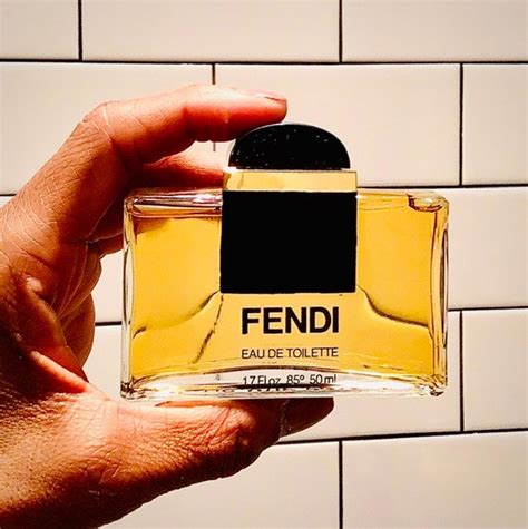 what smells like fendi perfume